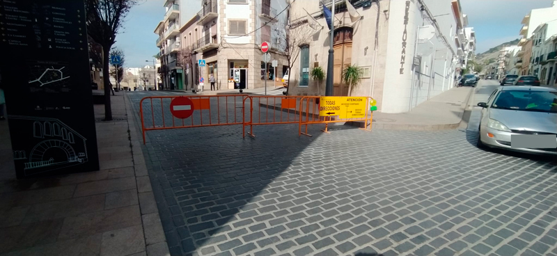 XAD 210220 Roadworks