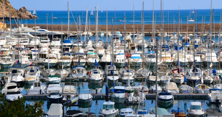 CNJ 2103015 Club Nautico