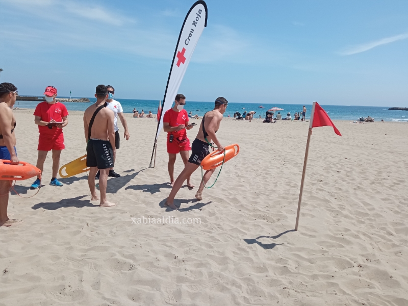 210513-04 Lifeguards
