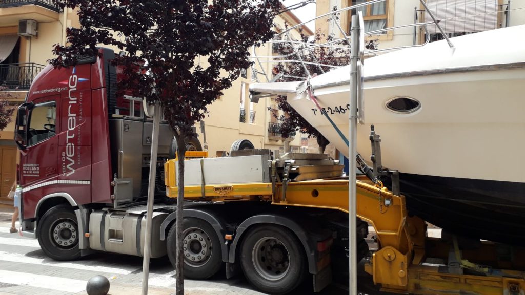 210527-1 Lorry-1