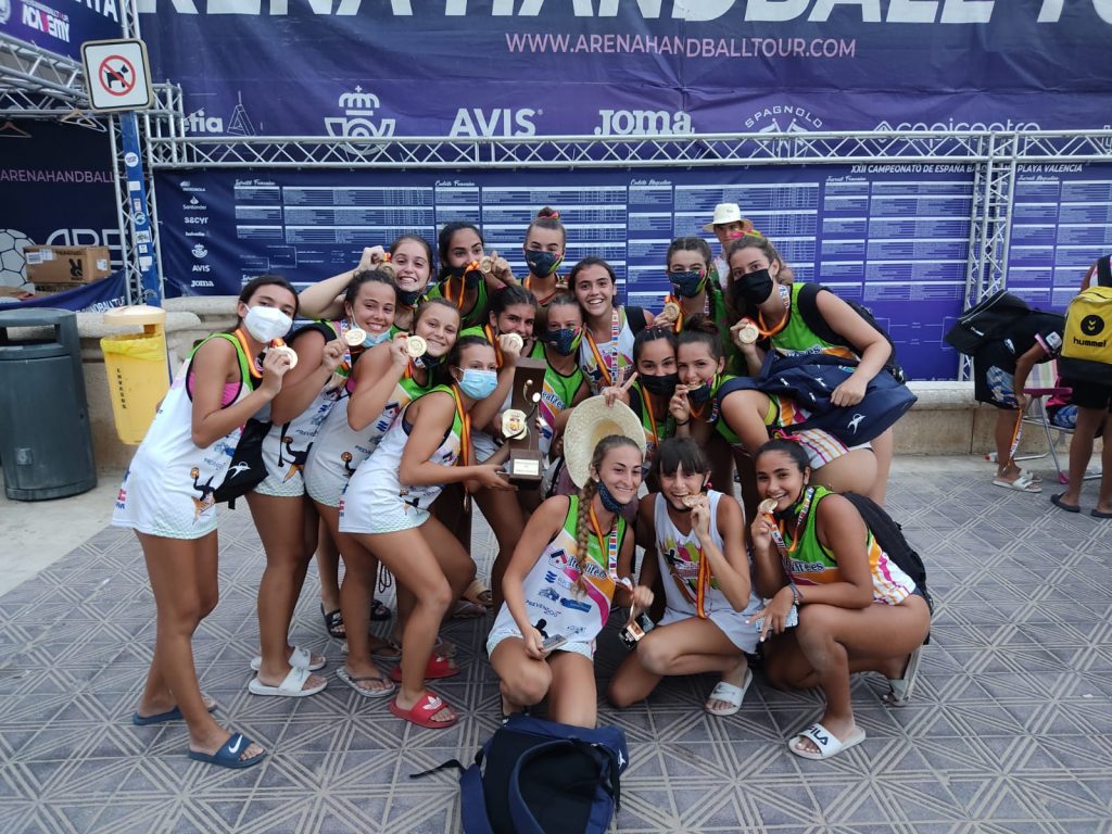 210820-03 Handball-1