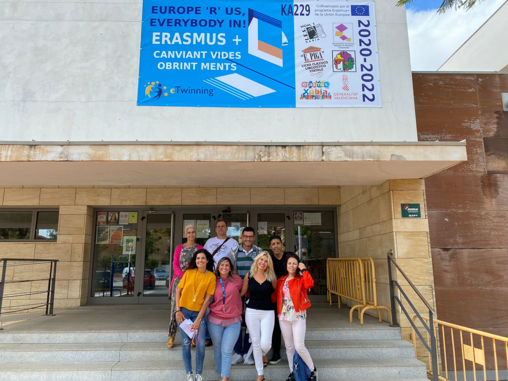 210930-05 ERASMUS-1