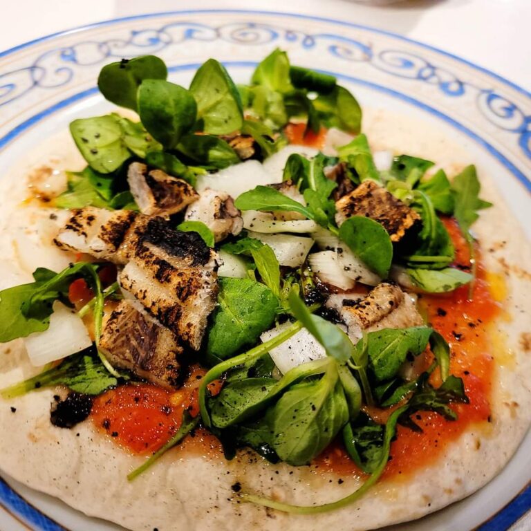 facebook 1651163976966 6925483673244932802 768x768