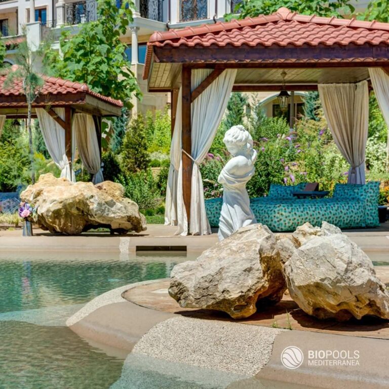 facebook 1662793835974 6974262837402090016 768x768