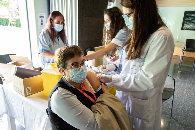 Hospital_Denia_vacunacion_Gripe_03_11_2021_001