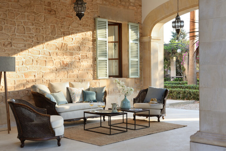 Copy of Call reiet mallorca Hotel Lamadrid Contract 01 768x513