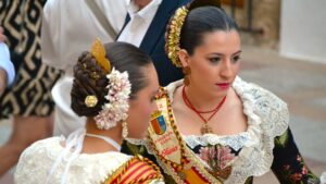 01·Fogueres75TradDress