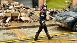 1107 NEWS Dana Debris 01