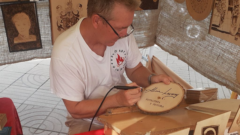 NEWS ARTICL Craft Fair 1